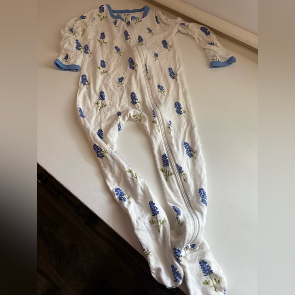 Kyte Baby Bluebonnet Zippered Footie